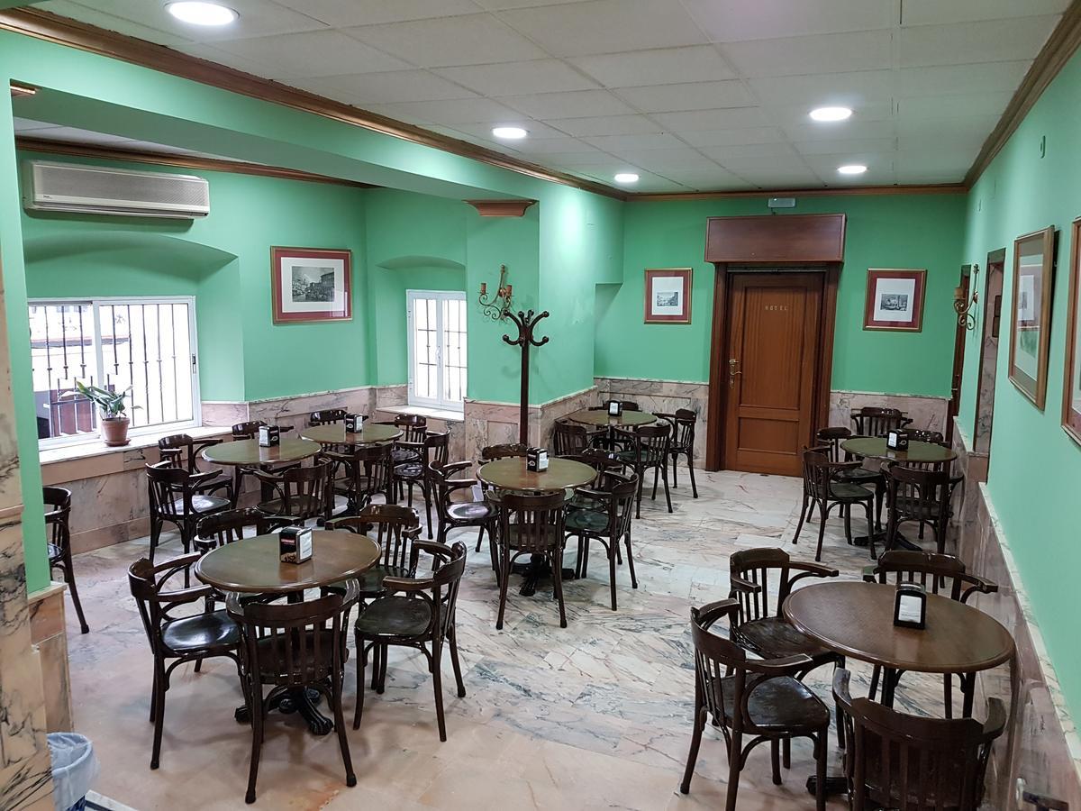 Hotel San Pedro Carmona  Exterior photo